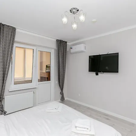 צ'יסינאו Apartament In Zona Centrala Si Parc מראה חיצוני תמונה